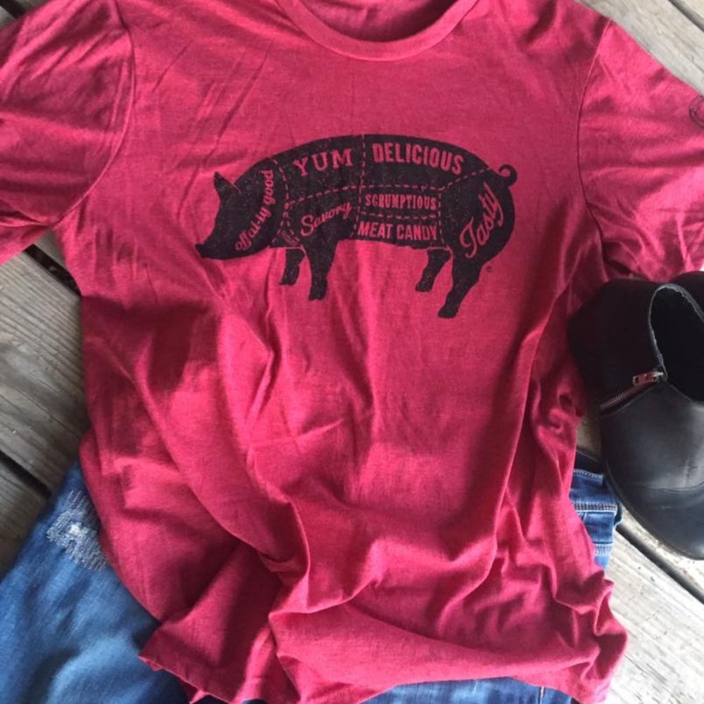 Red Pig Farmer/Show Tee Size XS